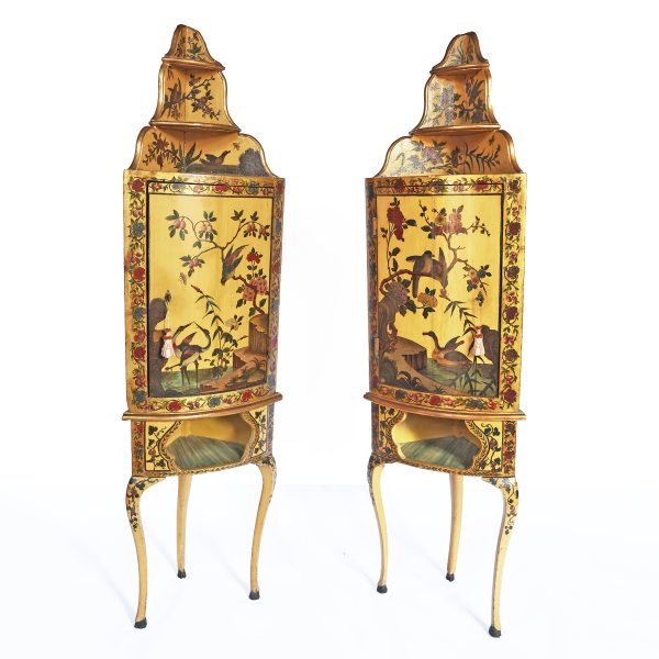 A pair of North Italian lacquered wood corner cabinets, Piedmont, mid-18th century