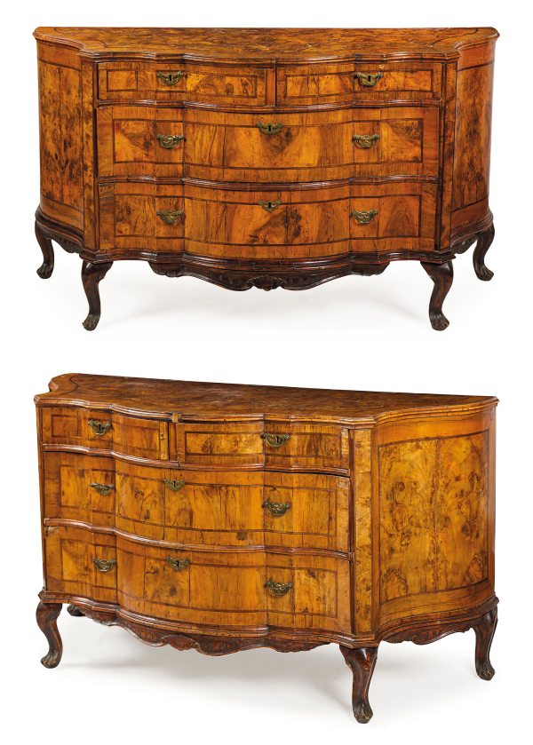 A North Italian pair of veneered chest of drawers in walnut wood and burl, Venice, mid-18th century