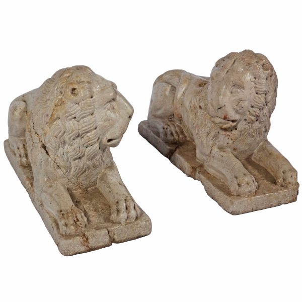 A pair yellow marble of Verona recumbent lions, North Italy, 16th-17th century