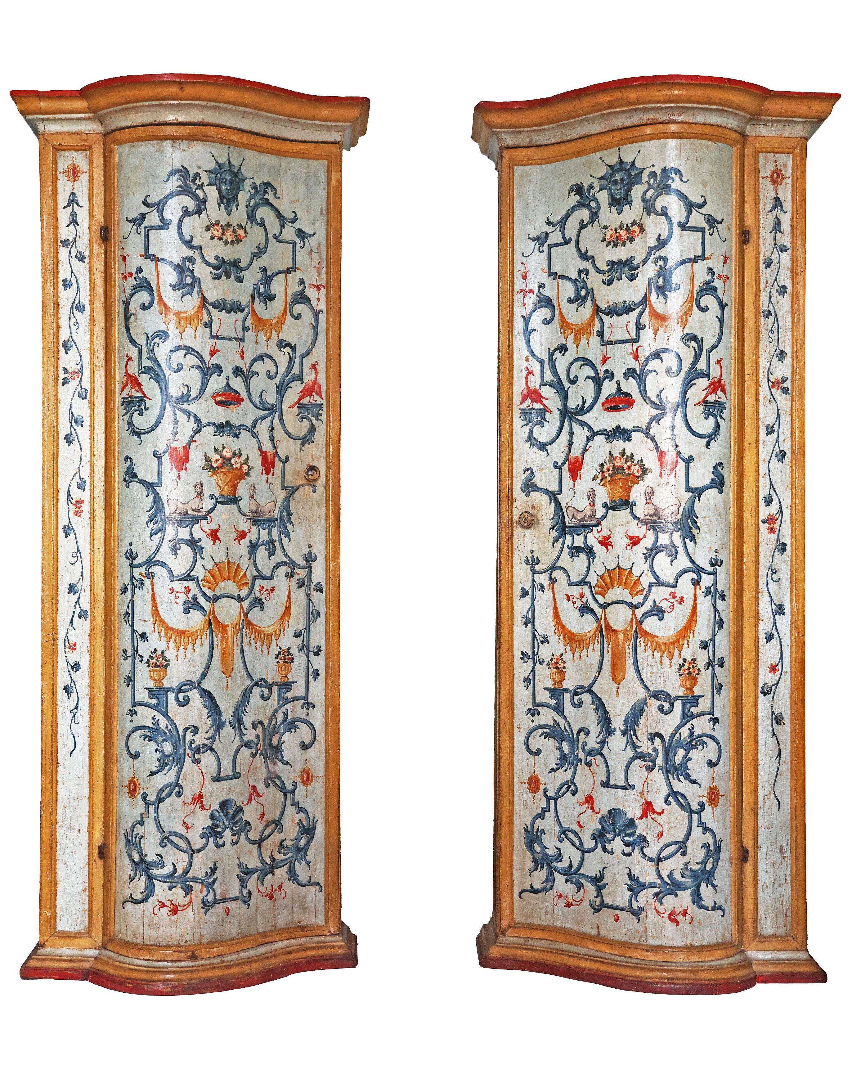 A North Italian pair of carved and lacquered wood cabinets with floral and decorative motifs, Venice, mid-18th century - 1700