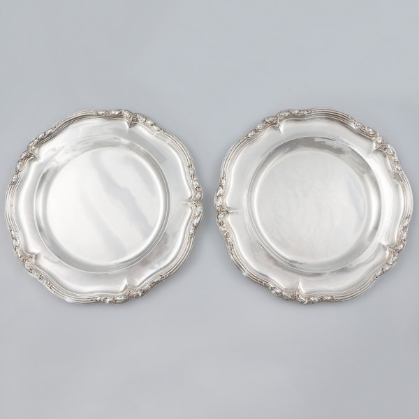 A Victorian pair of sterling silver plates, Paul Storr, London, 1838